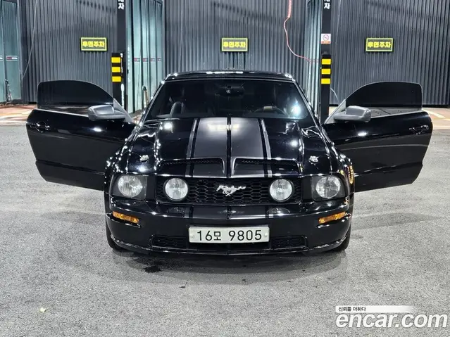 Ford Mustang, 2008, 190 000 км
