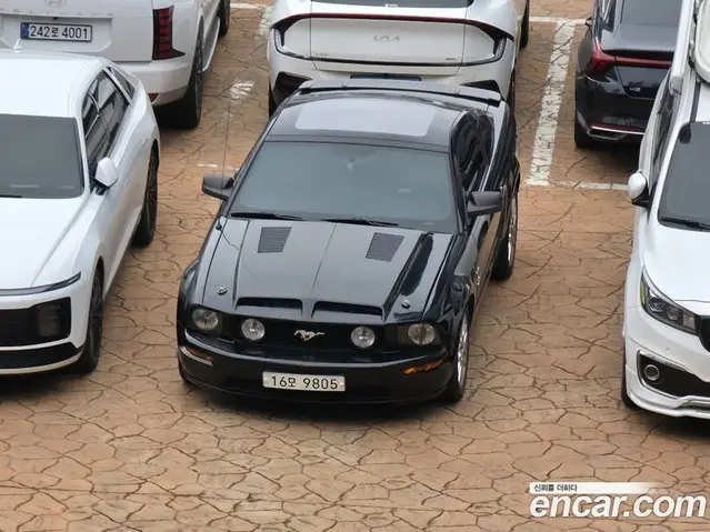 Ford Mustang 2008 4.0 автомат (гидро), миниатюра 2