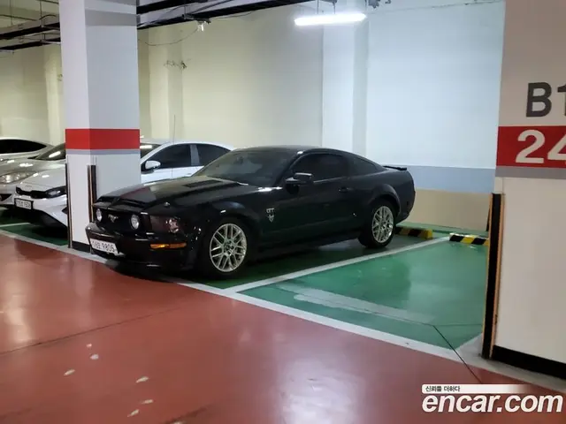 Ford Mustang 2008 4.0 автомат (гидро), миниатюра 4