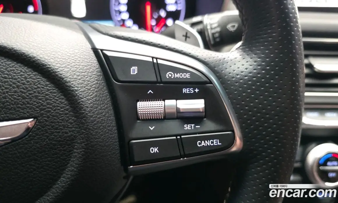 Genesis G70 2019 2.0 автомат (гидро), фото 23