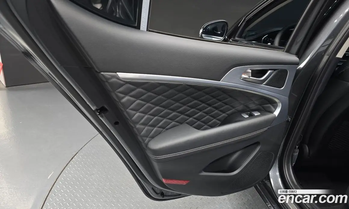 Genesis G70 2019 2.0 автомат (гидро), фото 14