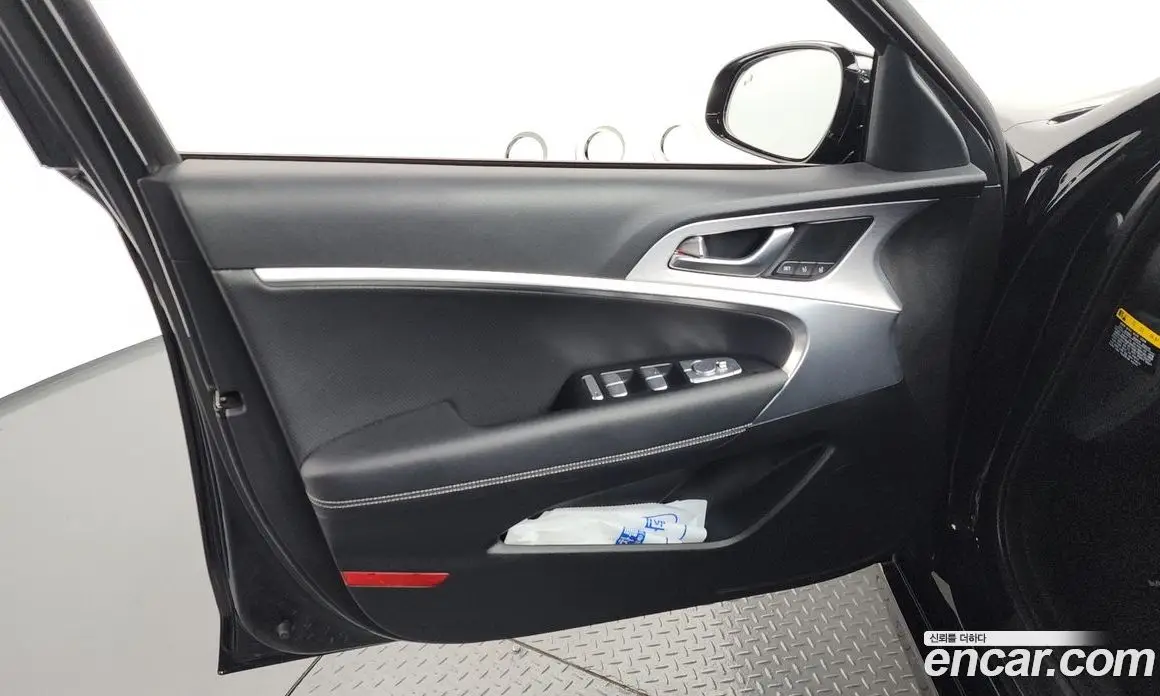 Genesis G70 2020 2.0 автомат (гидро), фото 14