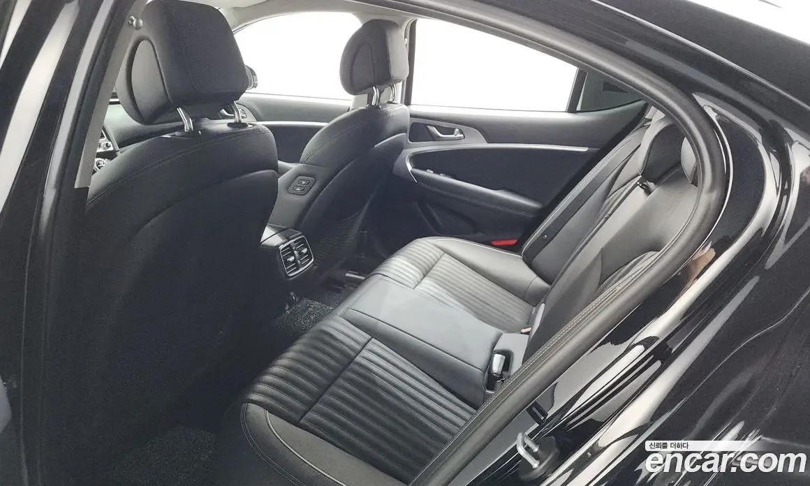 Genesis G70 2020 2.0 автомат (гидро), фото 26