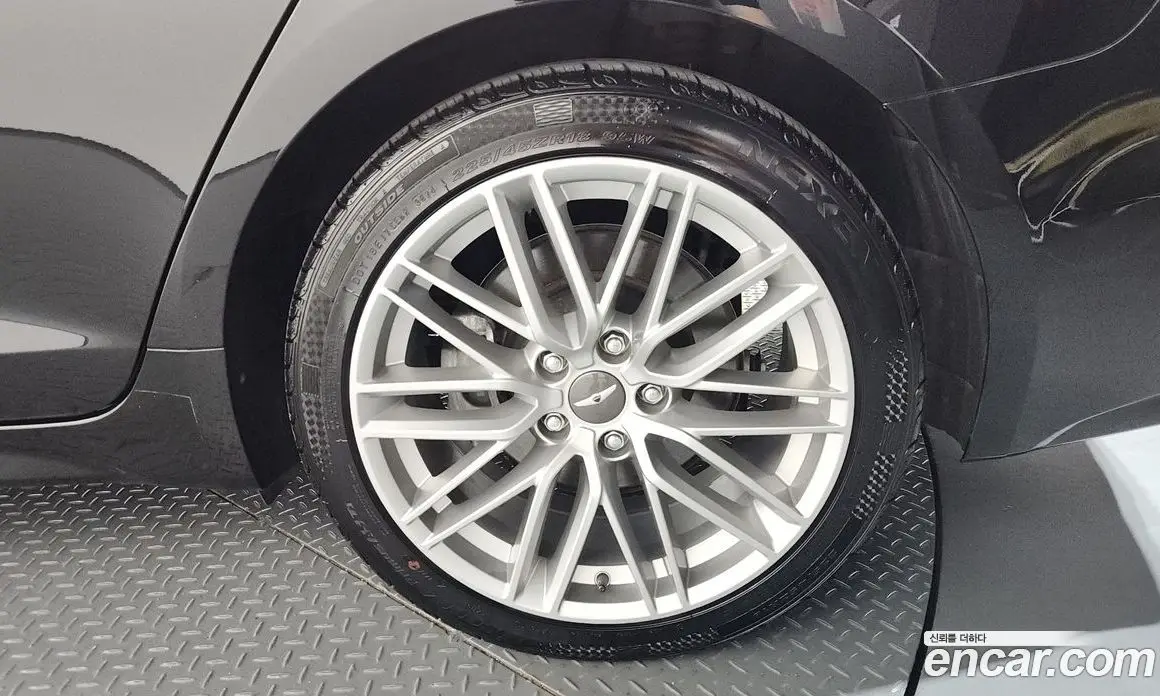 Genesis G70 2020 2.0 автомат (гидро), фото 7