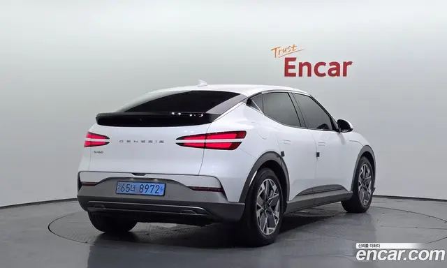 Genesis GV60 2021 0.1 автомат (гидро), миниатюра 2