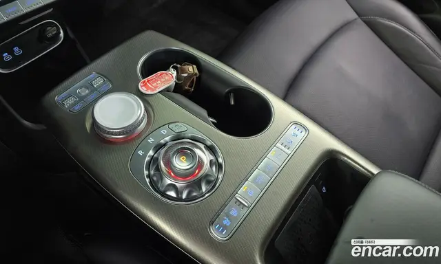 Genesis GV60 2021 0.1 автомат (гидро), миниатюра 12