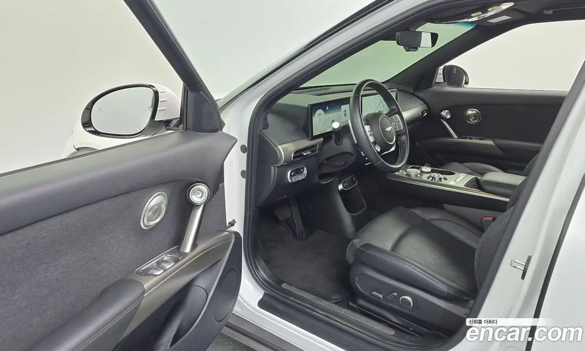 Genesis GV60 2021 0.1 автомат (гидро), фото 13