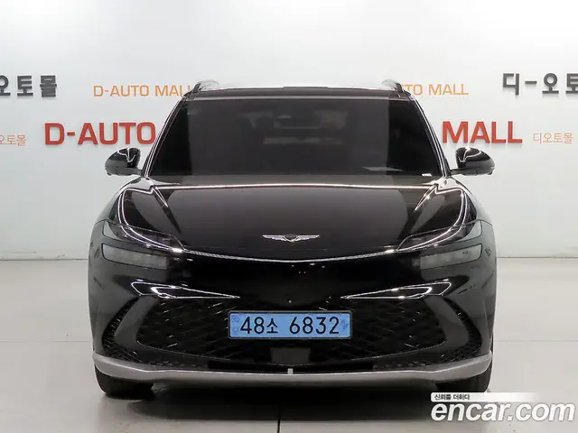 Genesis GV60 2022 0.1 автомат (гидро), миниатюра 2