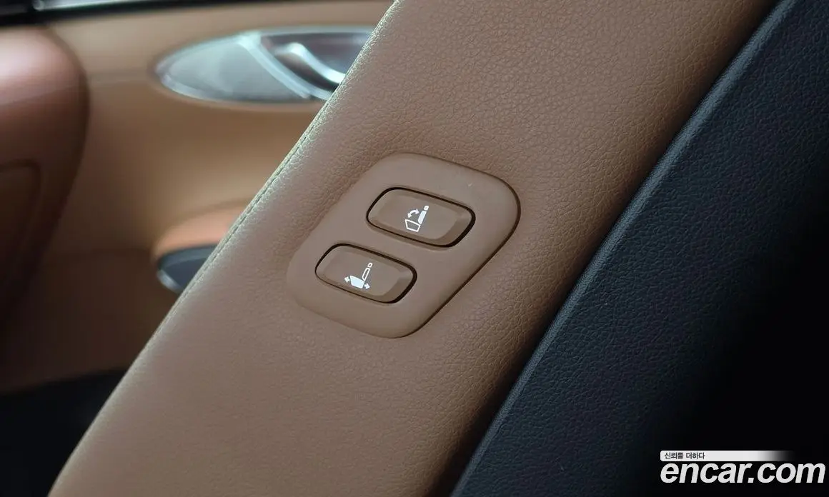 Genesis GV70 2021 2.5 автомат (гидро), фото 30