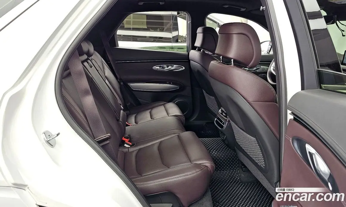 Genesis GV70 2021 2.5 автомат (гидро), фото 18