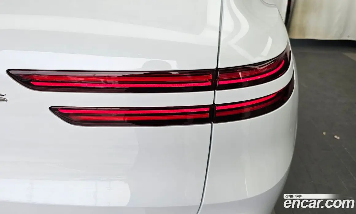 Genesis GV70 2021 2.5 автомат (гидро), фото 9
