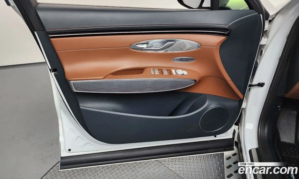 Genesis GV70 2021 2.5 автомат (гидро), фото 14