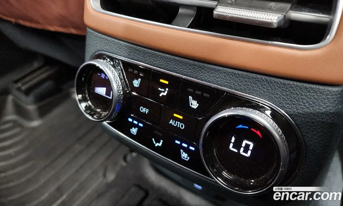 Genesis GV70 2021 2.5 автомат (гидро), фото 28