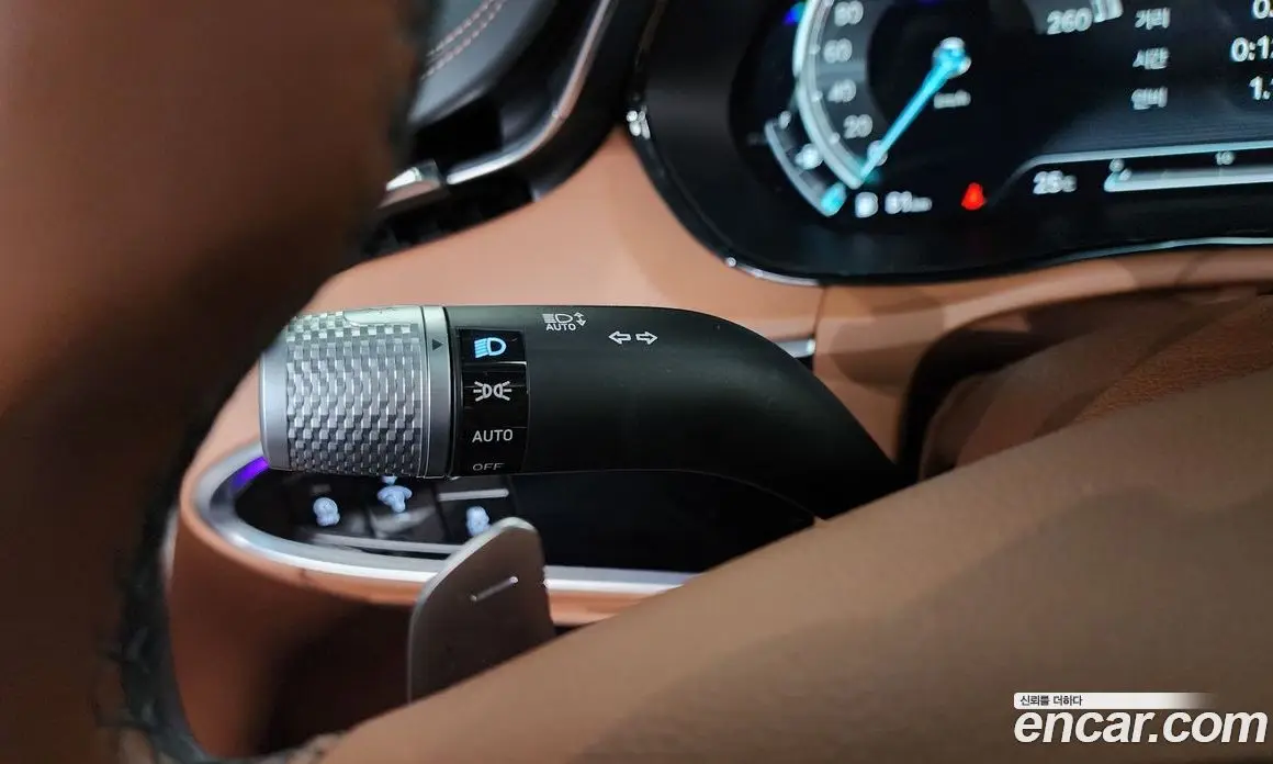 Genesis GV70 2021 2.5 автомат (гидро), фото 29