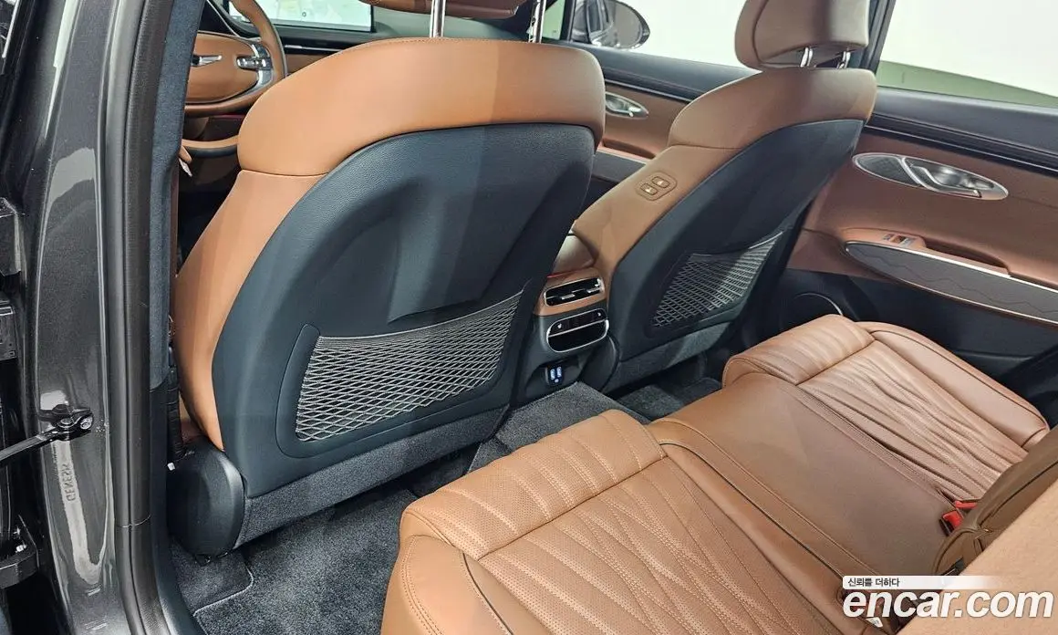 Genesis GV70 2023 2.5 автомат (гидро), фото 33
