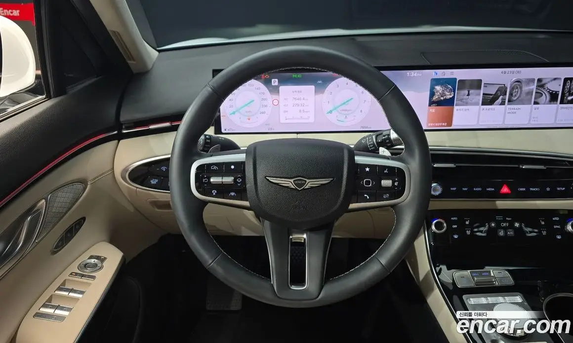 Genesis GV70 2025 2.5 автомат (гидро), фото 13