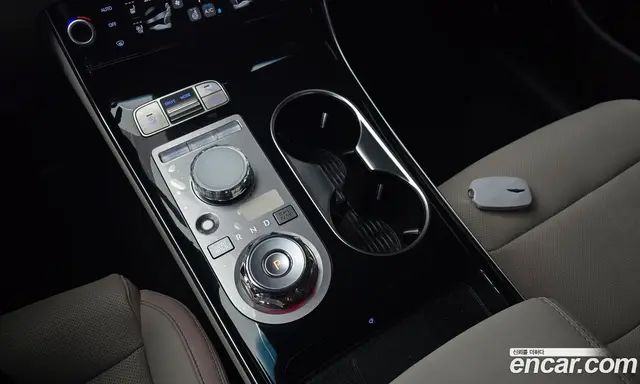 Genesis GV70 2025 2.5 автомат (гидро), миниатюра 9