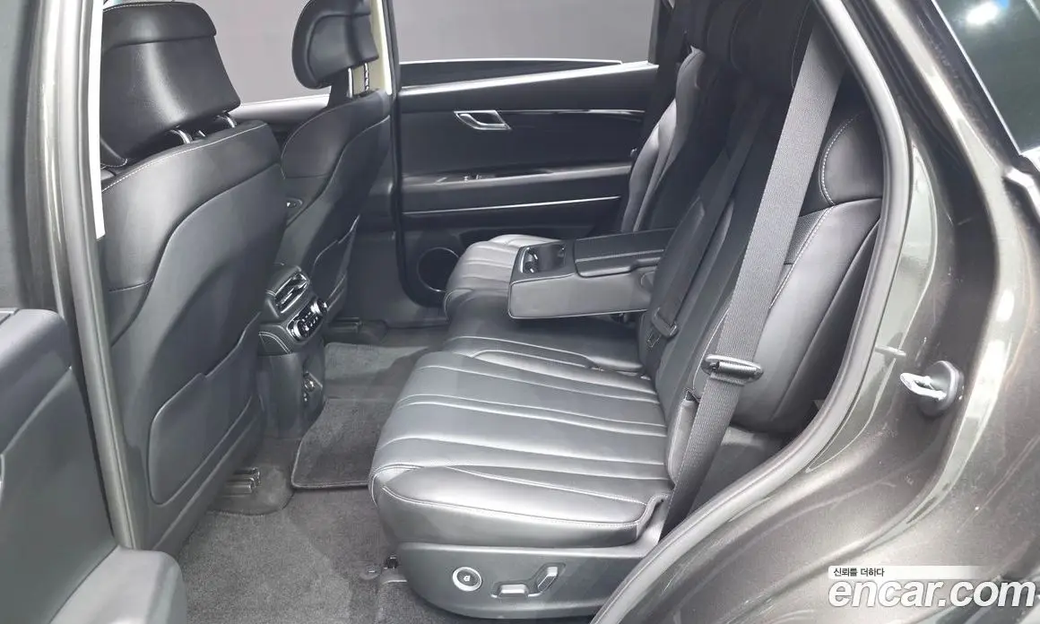 Genesis GV80 2023 2.5 автомат (гидро), фото 16