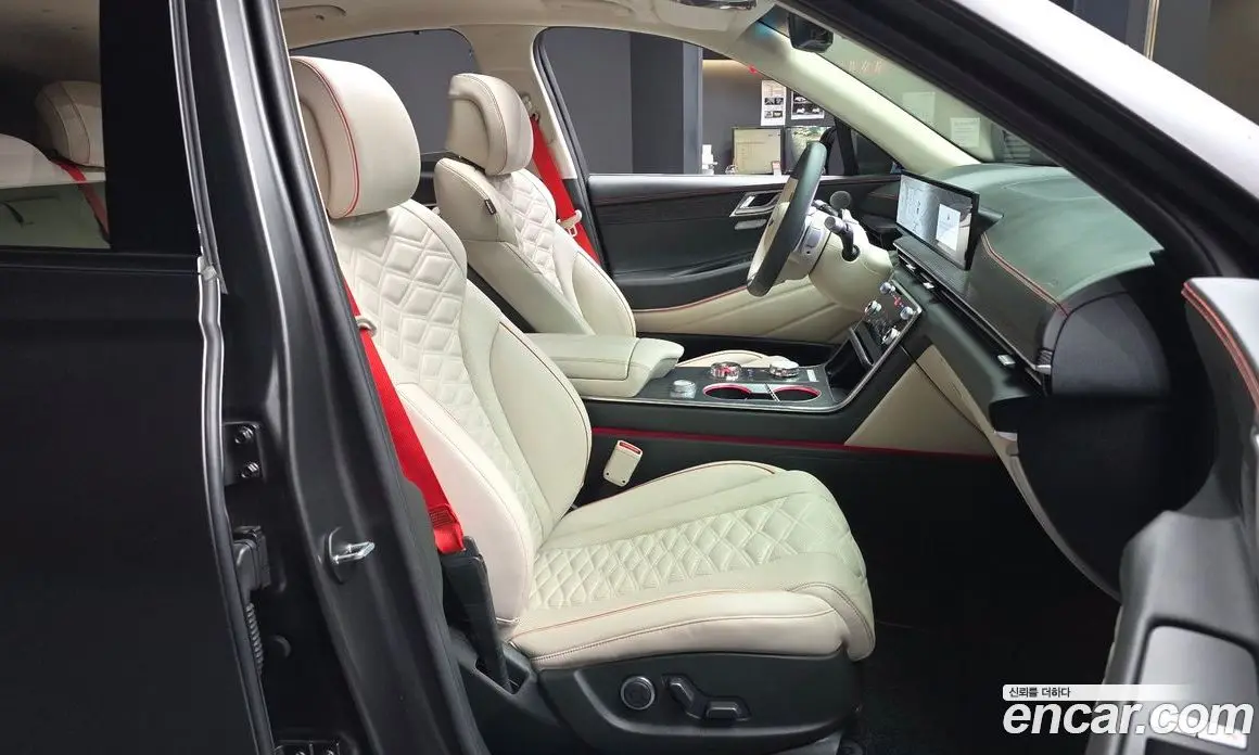 Genesis GV80 2024 2.5 автомат (гидро), фото 17
