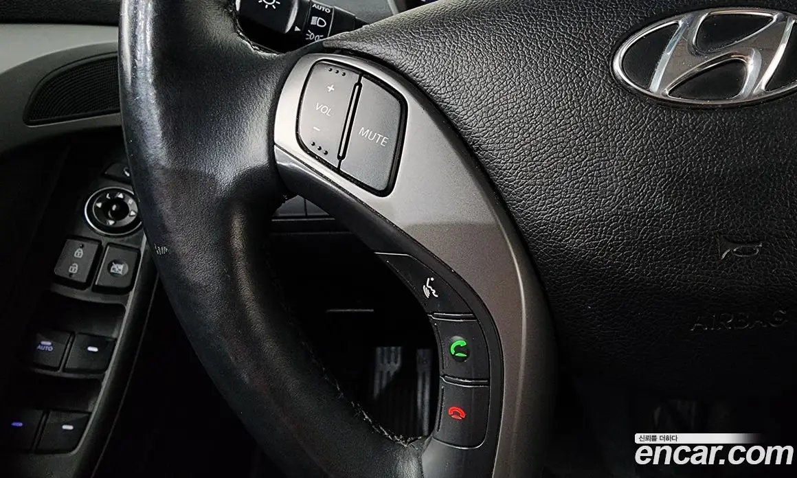 Hyundai Avante 2013 1.6 автомат (гидро), фото 16