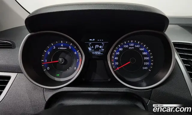Hyundai Avante 2013 1.6 автомат (гидро), миниатюра 8