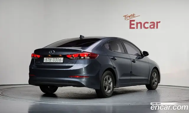 Hyundai Avante 2016 1.6 автомат (гидро), миниатюра 1