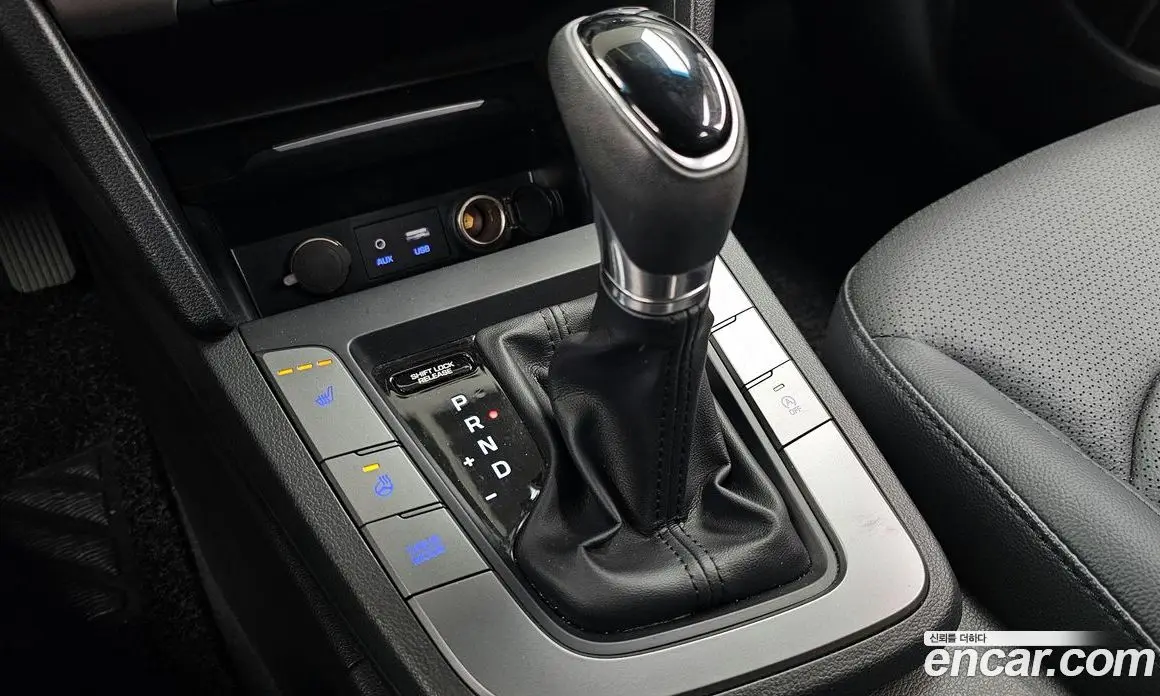 Hyundai Avante 2016 1.6 автомат (гидро), фото 11