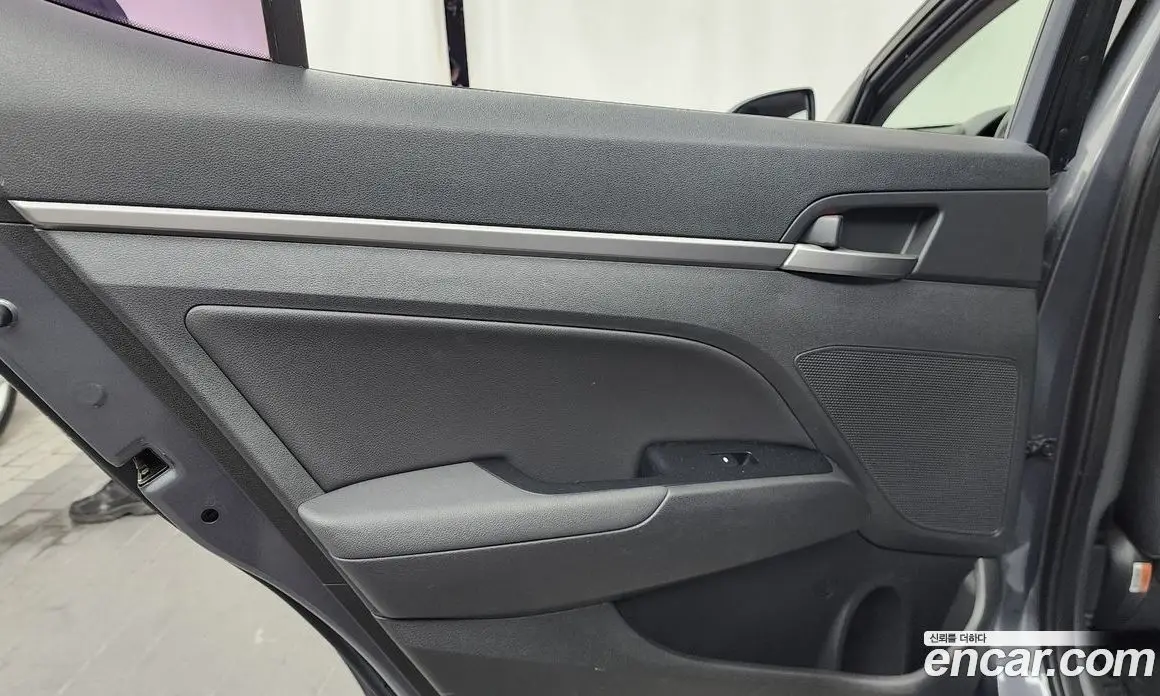 Hyundai Avante 2016 1.6 автомат (гидро), фото 14