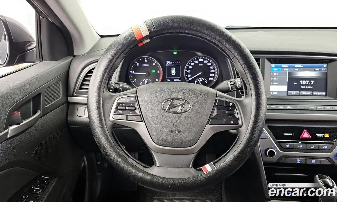 Hyundai Avante 2016 1.6 автомат (гидро), фото 18