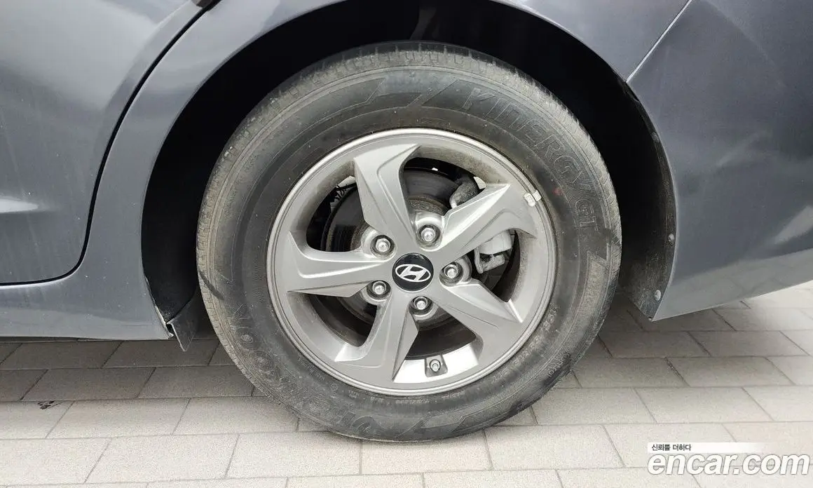 Hyundai Avante 2016 1.6 автомат (гидро), фото 6
