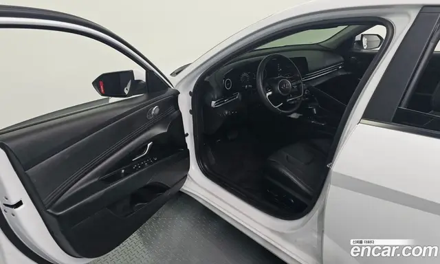 Hyundai Avante 2020 1.6 автомат (гидро), миниатюра 12