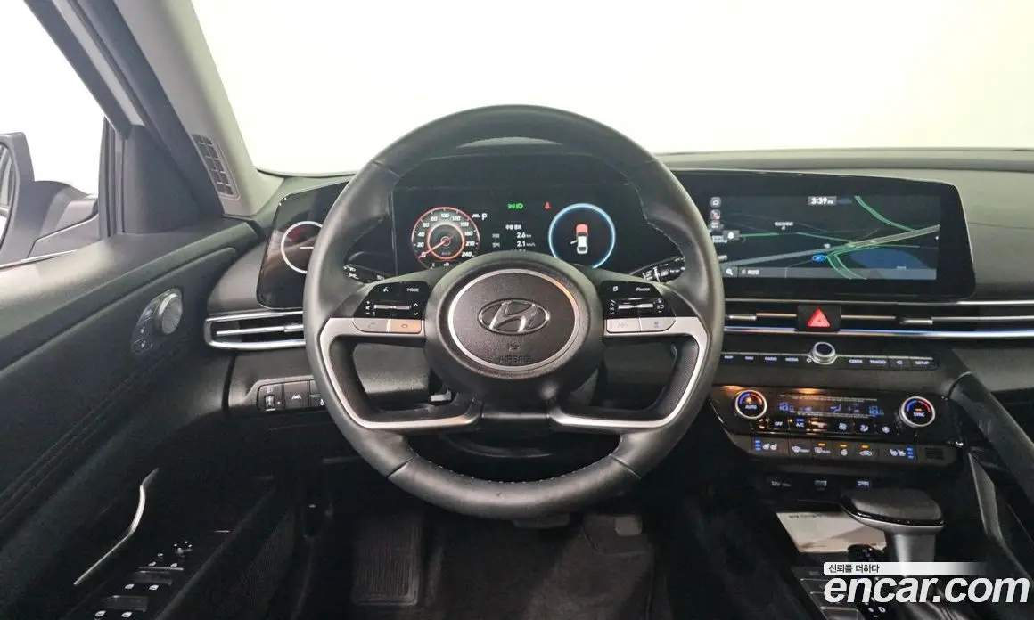 Hyundai Avante 2020 1.6 автомат (гидро), фото 18
