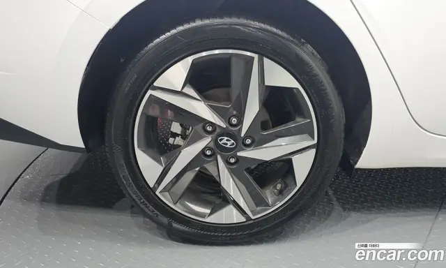 Hyundai Avante 2020 1.6 автомат (гидро), миниатюра 4