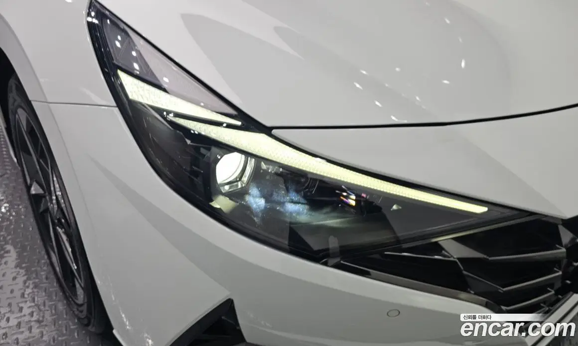 Hyundai Avante 2020 1.6 автомат (гидро), фото 7