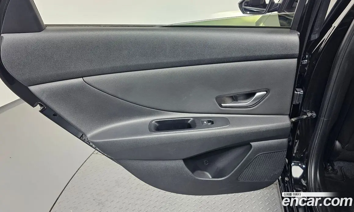 Hyundai Avante 2020 1.6 автомат (гидро), фото 15