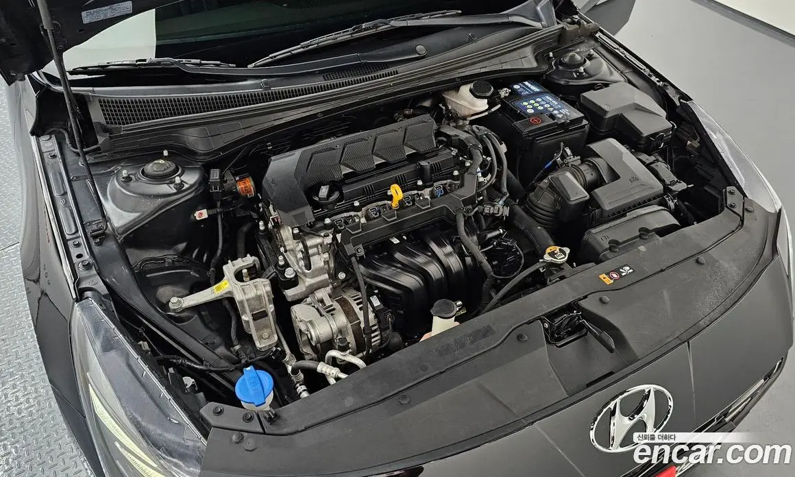 Hyundai Avante 2020 1.6 автомат (гидро), фото 6