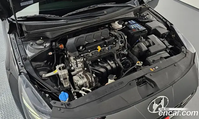 Hyundai Avante 2020 1.6 автомат (гидро), миниатюра 6