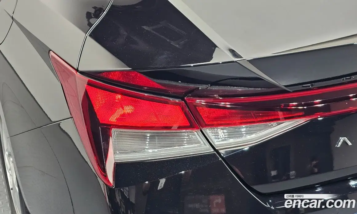 Hyundai Avante 2020 1.6 автомат (гидро), фото 9