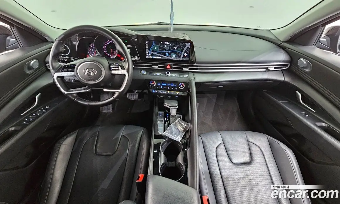 Hyundai Avante 2020 1.6 автомат (гидро), фото 10