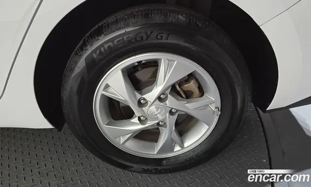 Hyundai Avante 2023 1.6 автомат (гидро), миниатюра 7