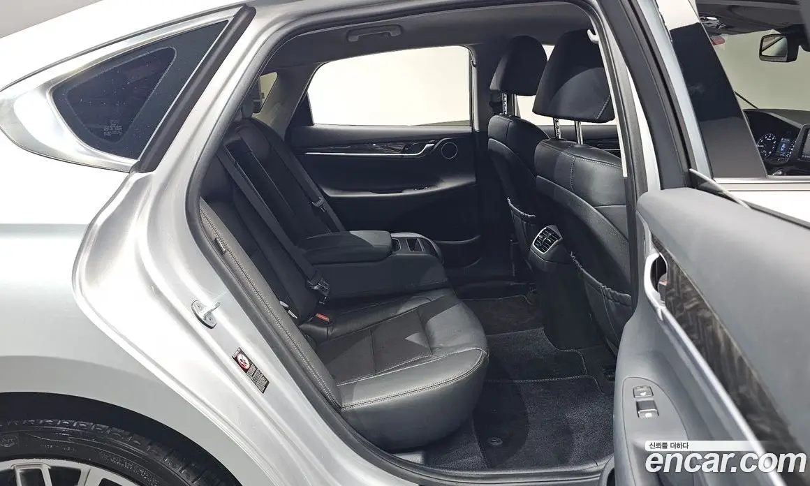 Hyundai Grandeur 2019 3.0 автомат (гидро), фото 15