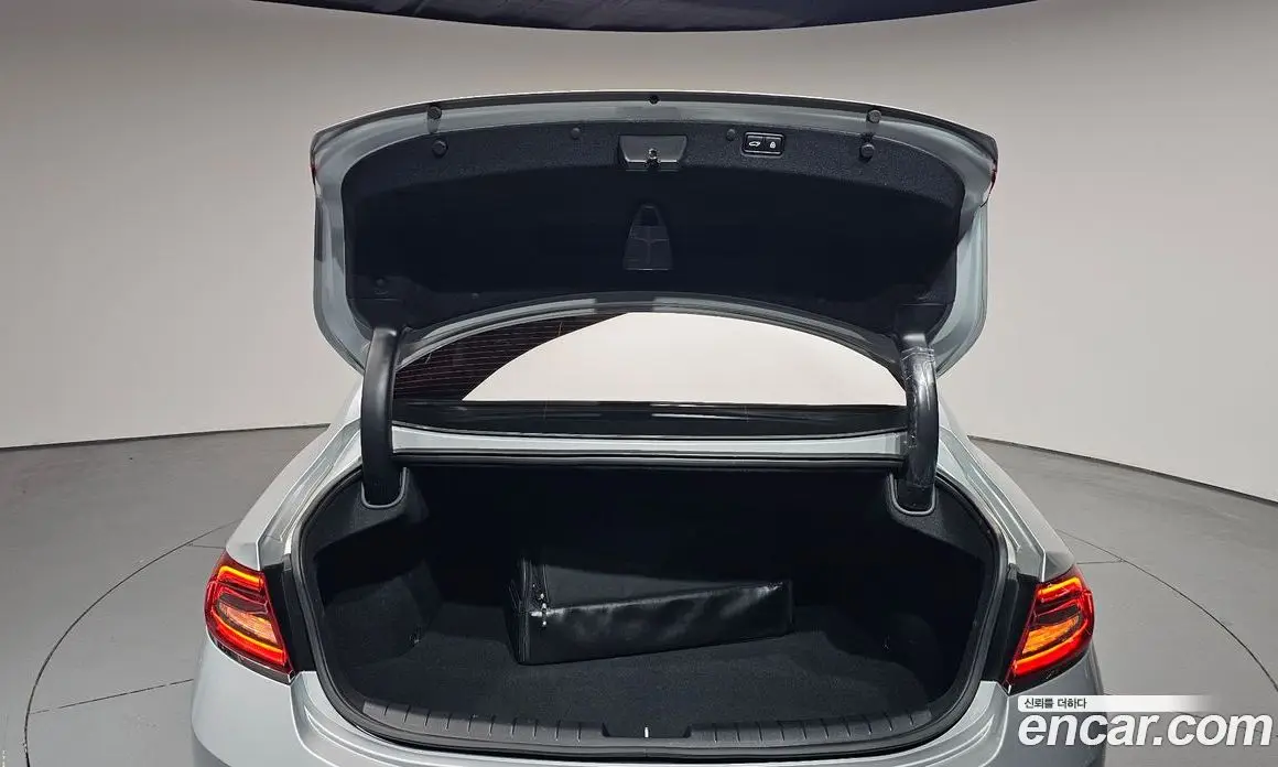 Hyundai Grandeur 2019 3.0 автомат (гидро), фото 25