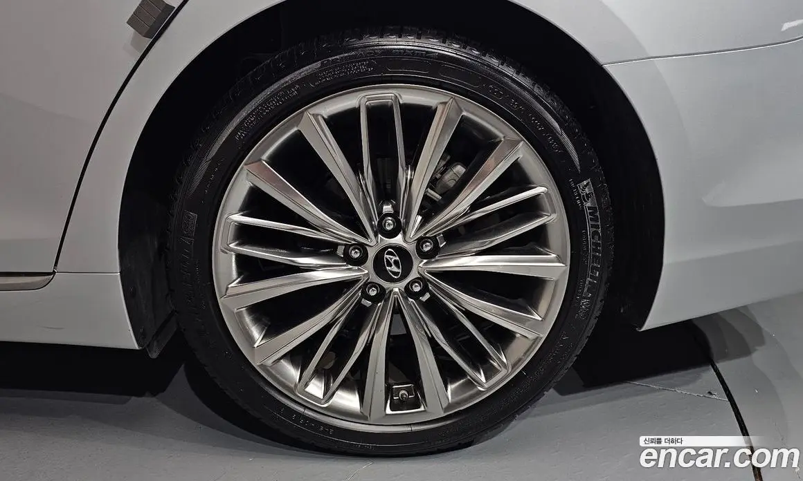 Hyundai Grandeur 2019 3.0 автомат (гидро), фото 6