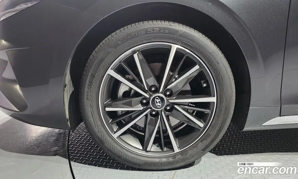 Hyundai Grandeur 2019 3.0 автомат (гидро), фото 5