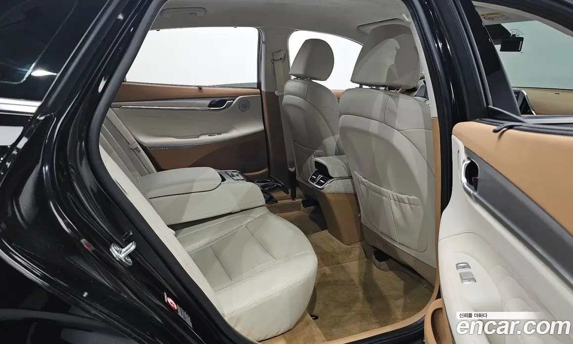 Hyundai Grandeur 2022 3.3 автомат (гидро), фото 16