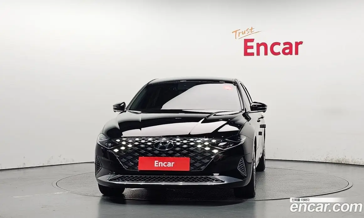 Hyundai Grandeur 2022 3.3 автомат (гидро), фото 3