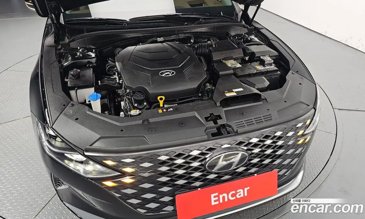 Hyundai Grandeur 2022 3.3 автомат (гидро), фото 6