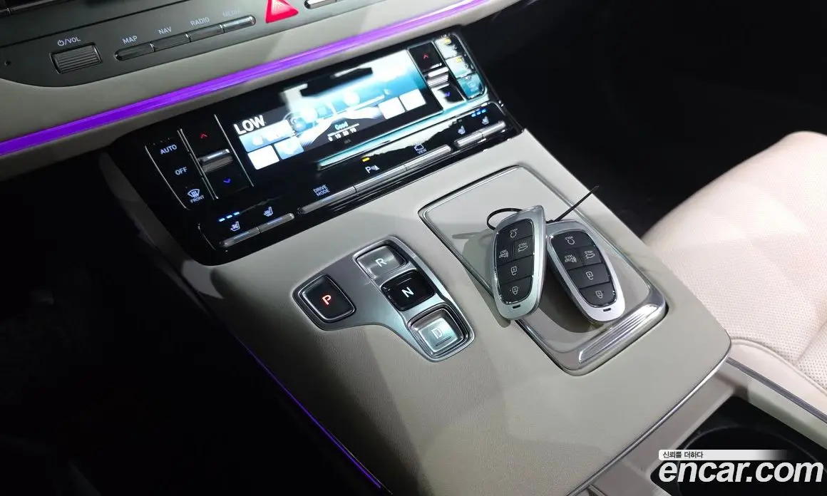 Hyundai Grandeur 2022 2.4 автомат (гидро), фото 12