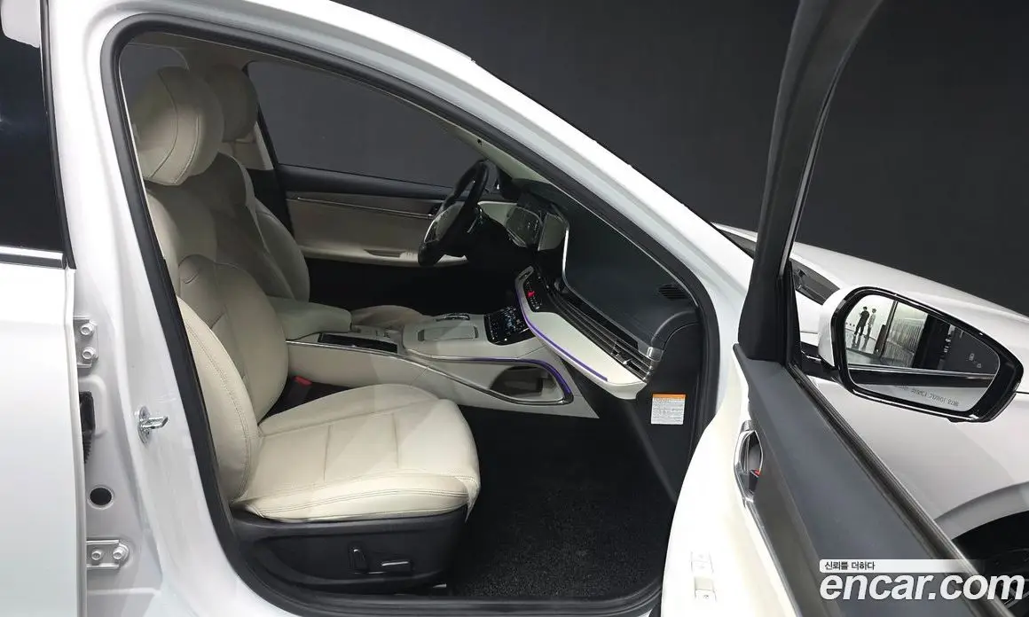 Hyundai Grandeur 2022 2.4 автомат (гидро), фото 17