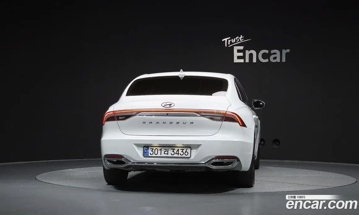 Hyundai Grandeur 2022 2.4 автомат (гидро), фото 4